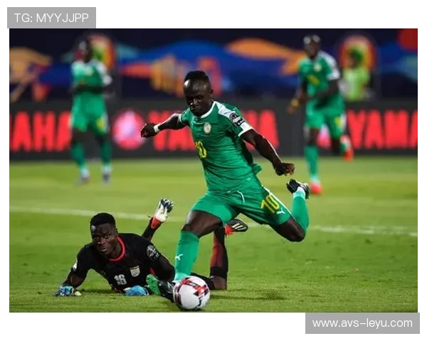 非洲杯决赛现场：塞内加尔对阵摩洛哥，马内对决卡埃比