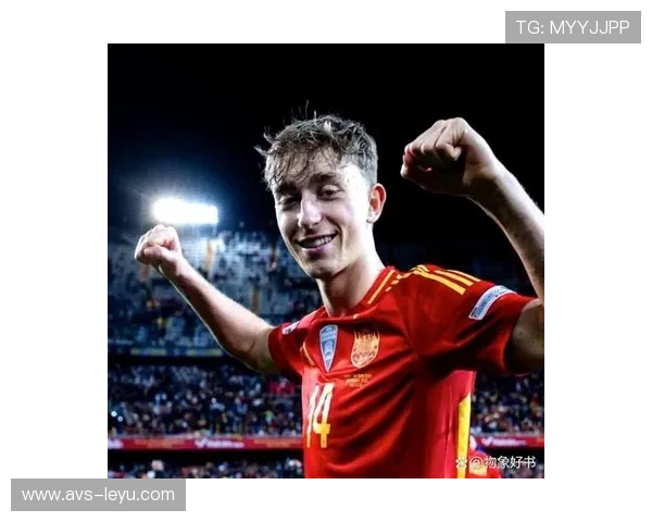 皇马客场球迷远征陶瓷球场,高歌助威球队登顶